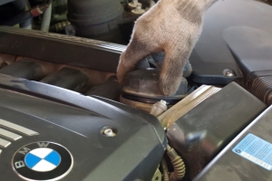 Замена масла BMW 3 серия - изображение 0