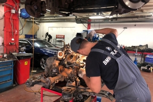 Ремонт двигателя BMW N63 - изображение 1