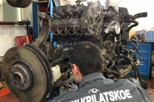 Ремонт двигателя BMW X5 - изображение 1