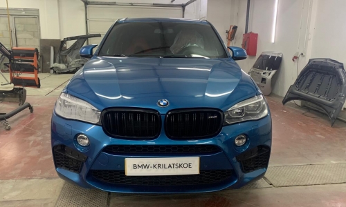 Ремонт запотевания фары BMW X5 - фото до ремонта